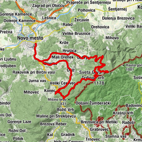 A la cima de Trdinov vrh