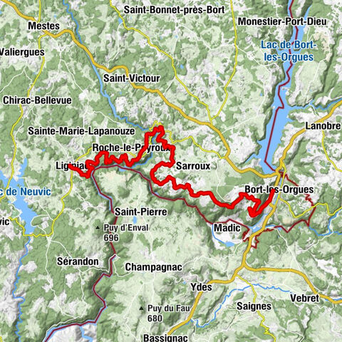 La Dordogne de pueblos a presas - de Bort-les-Orgues a Liginiac